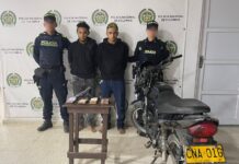 En persecución policial, dos presuntos delincuentes capturados por el delito de hurto