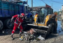 Veolia lleva a cabo la limpieza integral en los canales 5 y 6 del Mercado de Bazurto