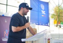 Gobernador Yamil Arana y MinTIC entregan en Clemencia 52 computadores y 40 becas en Inteligencia Artificial