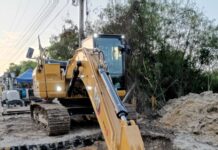 AGUAS DE CARTAGENA CONTINÚA REPARACIÓN DE TUBERÍA EN LA VÍA MAMONAL